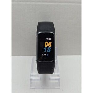 Fitbit Charge 5 Fitness Tracker GPS SpO2 Sleep Monitor Activity W/ Charger Watch